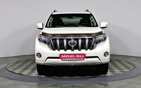 Toyota Land Cruiser Prado 150 рестайлинг 2, 2014 год, 3 440 000 рублей, 2 фотография