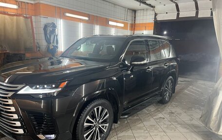 Lexus LX, 2024 год, 15 900 000 рублей, 15 фотография