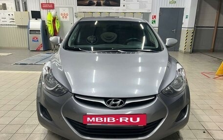 Hyundai Elantra V, 2012 год, 970 000 рублей, 2 фотография