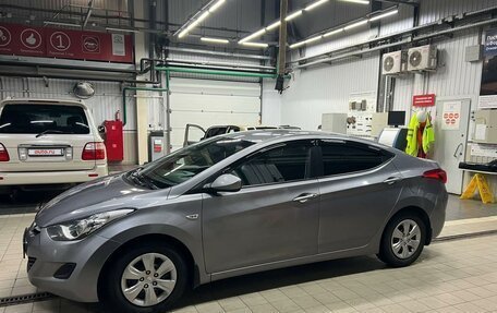 Hyundai Elantra V, 2012 год, 970 000 рублей, 4 фотография