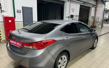 Hyundai Elantra V, 2012 год, 970 000 рублей, 7 фотография