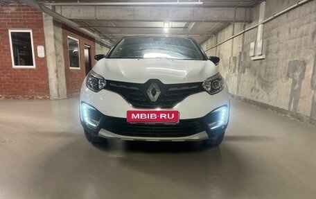 Renault Kaptur I рестайлинг, 2022 год, 2 200 000 рублей, 5 фотография