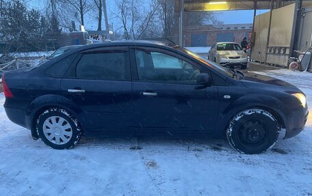 Ford Focus II рестайлинг, 2005 год, 430 000 рублей, 6 фотография