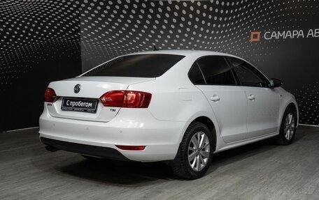 Volkswagen Jetta VI, 2013 год, 1 307 900 рублей, 2 фотография