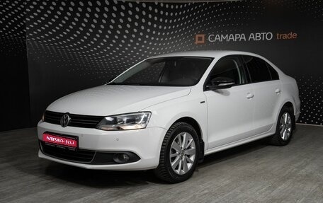 Volkswagen Jetta VI, 2013 год, 1 307 900 рублей, 1 фотография