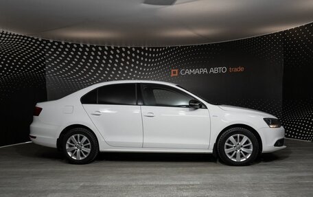 Volkswagen Jetta VI, 2013 год, 1 307 900 рублей, 6 фотография