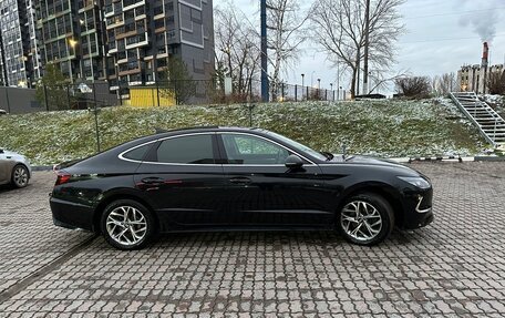 Hyundai Sonata VIII, 2020 год, 1 950 000 рублей, 2 фотография