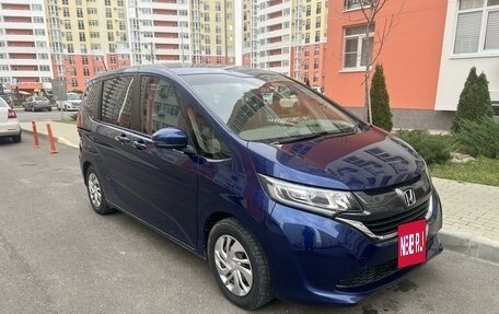 Honda Freed II, 2018 год, 1 700 000 рублей, 12 фотография