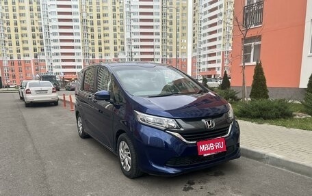 Honda Freed II, 2018 год, 1 700 000 рублей, 8 фотография