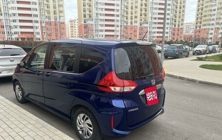 Honda Freed II, 2018 год, 1 700 000 рублей, 14 фотография