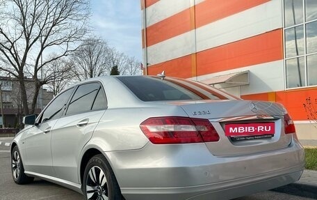 Mercedes-Benz E-Класс, 2010 год, 2 500 000 рублей, 8 фотография