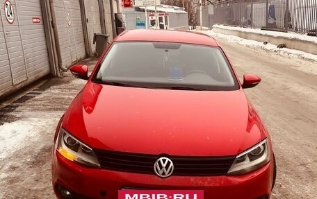 Volkswagen Jetta VI, 2011 год, 890 000 рублей, 3 фотография