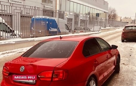 Volkswagen Jetta VI, 2011 год, 890 000 рублей, 4 фотография