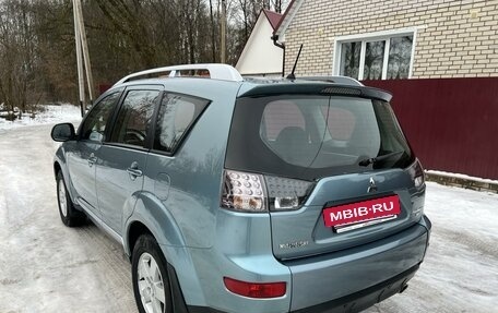 Mitsubishi Outlander III рестайлинг 3, 2007 год, 1 079 000 рублей, 6 фотография