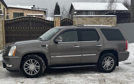 Cadillac Escalade III, 2011 год, 2 640 000 рублей, 9 фотография