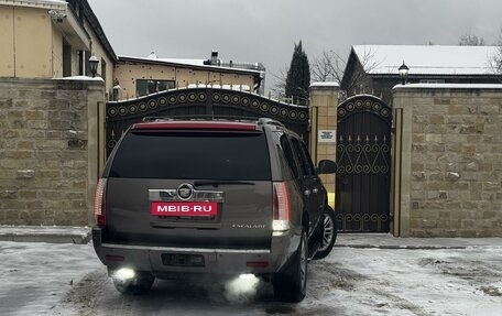 Cadillac Escalade III, 2011 год, 2 640 000 рублей, 7 фотография