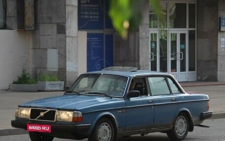 Volvo 240 Series, 1986 год, 125 000 рублей, 1 фотография