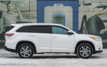 Toyota Highlander III, 2014 год, 2 999 000 рублей, 5 фотография