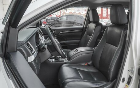 Toyota Highlander III, 2014 год, 2 999 000 рублей, 11 фотография