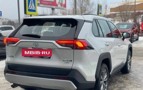 Toyota RAV4, 2024 год, 4 390 000 рублей, 5 фотография