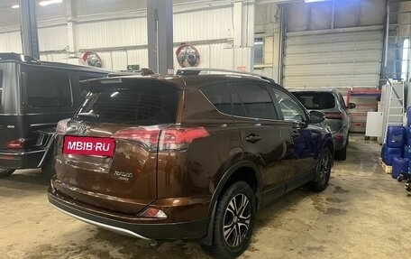 Toyota RAV4, 2017 год, 2 700 000 рублей, 3 фотография