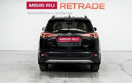 Toyota RAV4, 2017 год, 2 706 000 рублей, 6 фотография