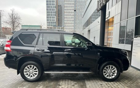 Toyota Land Cruiser Prado 150 рестайлинг 2, 2016 год, 4 200 000 рублей, 8 фотография