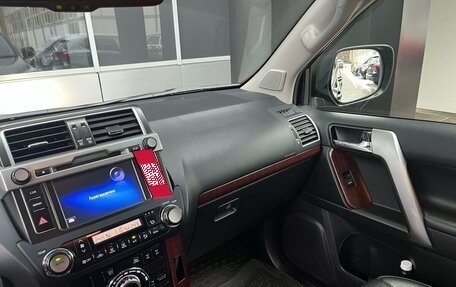 Toyota Land Cruiser Prado 150 рестайлинг 2, 2016 год, 4 200 000 рублей, 22 фотография