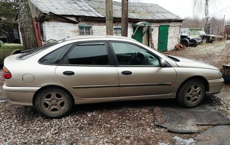 Renault Laguna II, 1998 год, 300 000 рублей, 3 фотография