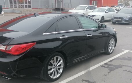 Hyundai Sonata VI, 2011 год, 1 220 000 рублей, 4 фотография