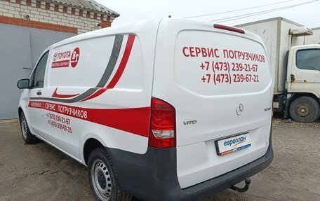 Mercedes-Benz Vito, 2022 год, 5 000 000 рублей, 4 фотография