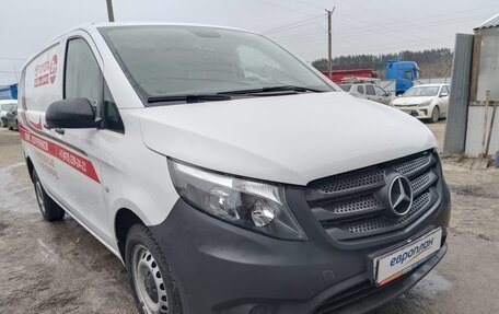 Mercedes-Benz Vito, 2022 год, 5 000 000 рублей, 2 фотография