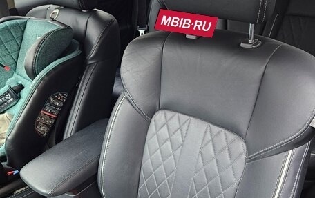 Mitsubishi Outlander III рестайлинг 3, 2016 год, 1 600 000 рублей, 10 фотография