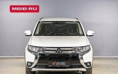 Mitsubishi Outlander III рестайлинг 3, 2017 год, 2 177 200 рублей, 9 фотография