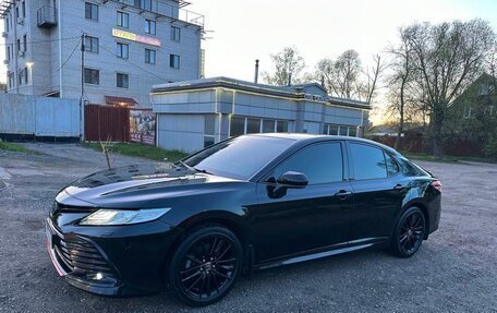 Toyota Camry, 2021 год, 3 660 000 рублей, 3 фотография