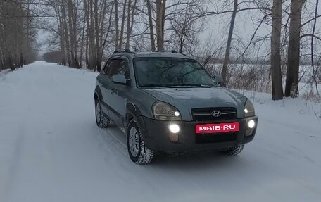 Hyundai Tucson III, 2005 год, 850 000 рублей, 8 фотография