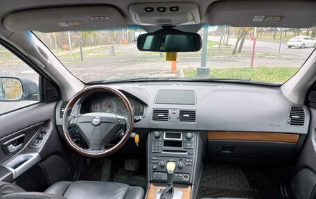 Volvo XC90 II рестайлинг, 2005 год, 950 000 рублей, 16 фотография