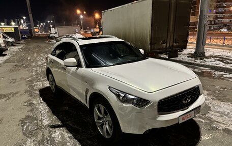 Infiniti FX II, 2010 год, 1 690 000 рублей, 11 фотография