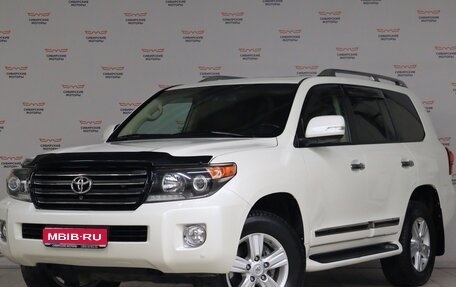 Toyota Land Cruiser 200, 2015 год, 4 900 000 рублей, 1 фотография