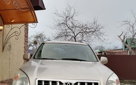 Toyota Land Cruiser Prado 120 рестайлинг, 2004 год, 1 500 000 рублей, 2 фотография