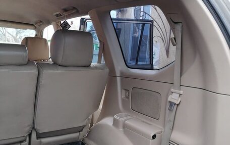 Toyota Land Cruiser Prado 120 рестайлинг, 2004 год, 1 500 000 рублей, 24 фотография