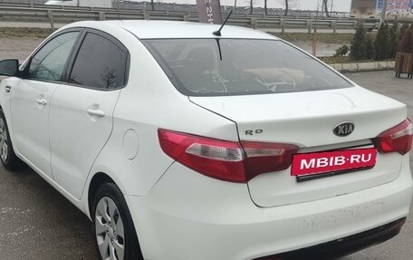 KIA Rio III рестайлинг, 2013 год, 645 000 рублей, 7 фотография