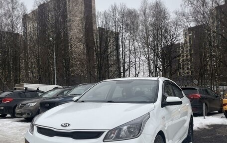 KIA Rio IV, 2017 год, 1 435 000 рублей, 1 фотография