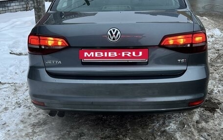 Volkswagen Jetta VI, 2016 год, 1 250 000 рублей, 2 фотография