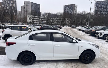 KIA Rio IV, 2017 год, 1 435 000 рублей, 3 фотография