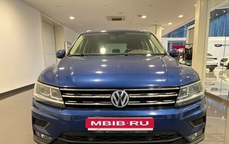 Volkswagen Tiguan II, 2018 год, 2 580 000 рублей, 5 фотография