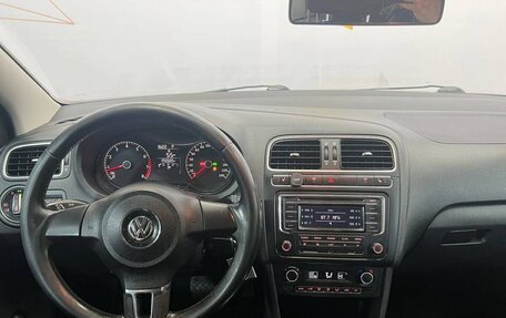 Volkswagen Polo VI (EU Market), 2015 год, 940 000 рублей, 9 фотография