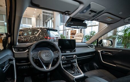 Toyota RAV4, 2024 год, 5 990 000 рублей, 14 фотография