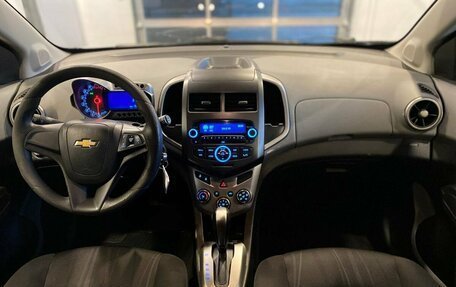 Chevrolet Aveo III, 2014 год, 805 000 рублей, 9 фотография