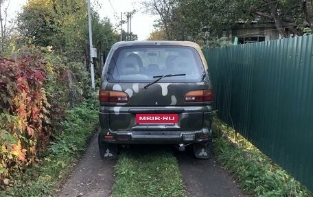 Mitsubishi Space Gear I рестайлинг, 1998 год, 250 000 рублей, 5 фотография